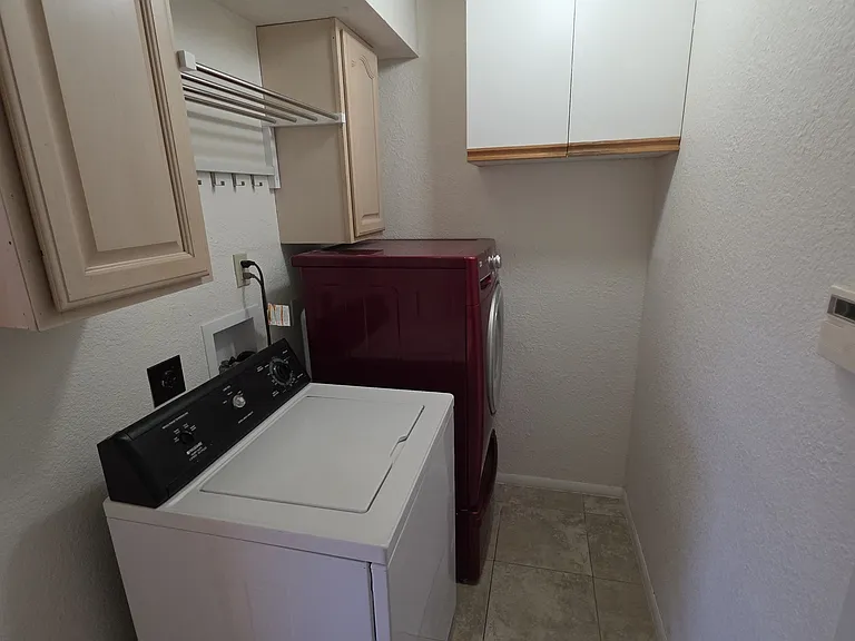 2963 E El Moro Ave — Photo 10