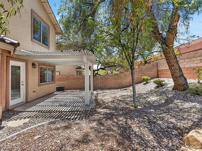 561 Aspen Leaf St — Photo 43