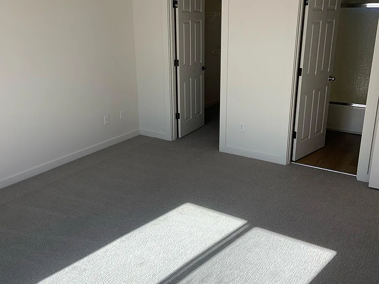 1719 NE Lotus Dr #1 — Photo 7