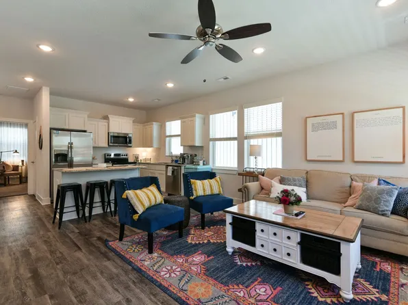 Come live the sweet life at Cherry Street Cottages!, 540 S Kickapoo Ave #F20dabc3d, Springfield, MO 65802