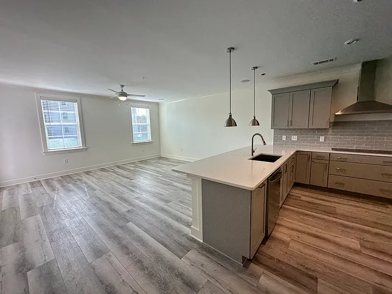 179 S County Hwy #432 — Photo 4