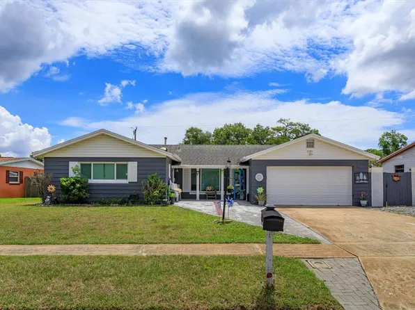 5325 Sharlene Dr, Titusville, FL 32780