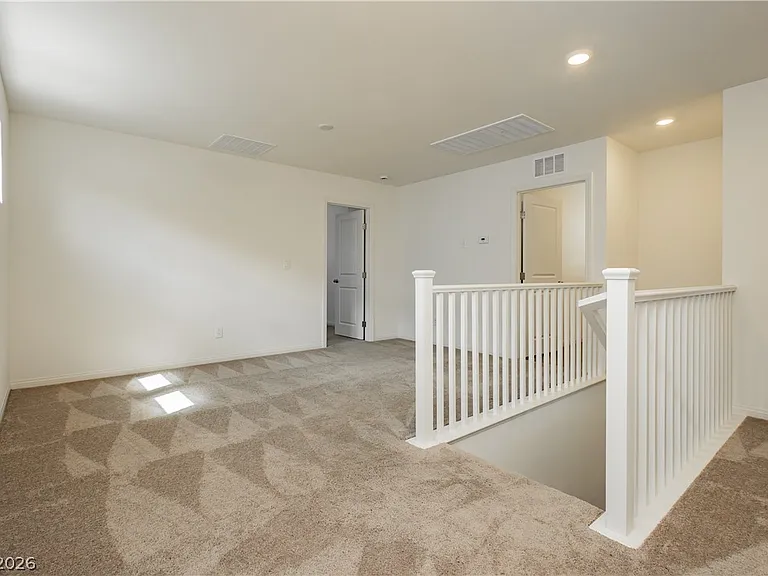 9108 Vesey Ave — Photo 13