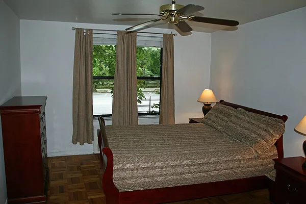 Sold by Ariela Heilman Real Estate | media 14