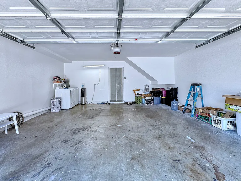 1671 E Kingsley Ave #B — Photo 20