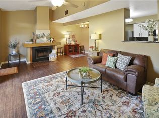 2100 Windsor Dr APT 23, Bryan, TX 77802