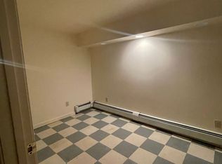 150 North St APT 1A, Burlington, VT 05401