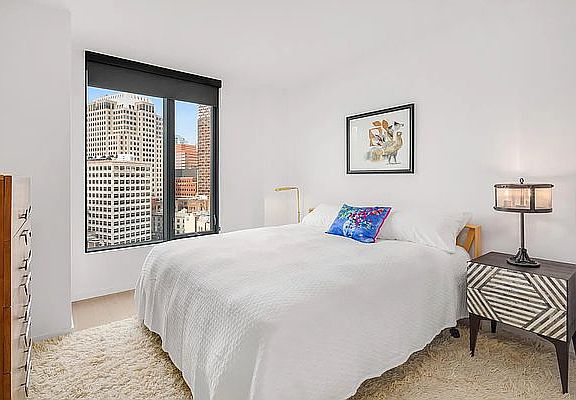 3rd image of 415 Red Hook Ln APT 5F