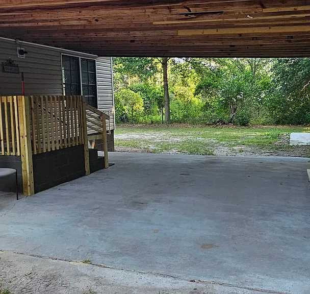 108 Davis Rd E — Photo 40