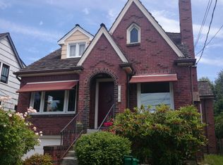 7550 32nd Ave NW, Seattle, WA 98117