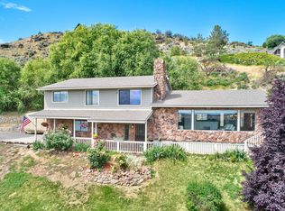 2234 S Naches Rd, Naches, WA 98937