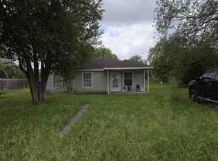 1816 Carmen St, Alice, TX 78332
