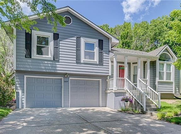2nd image of 2609 NE Remington Ct