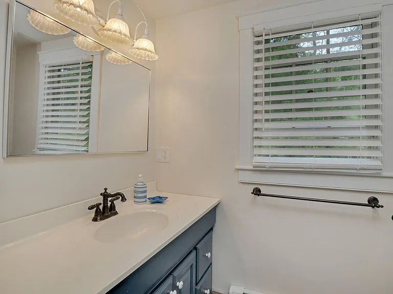 6 Beachway Rd — Photo 10