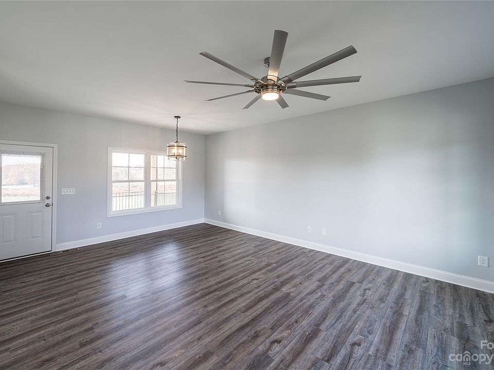 1049 Cleveland Ave, Grover, NC 28073 Zillow