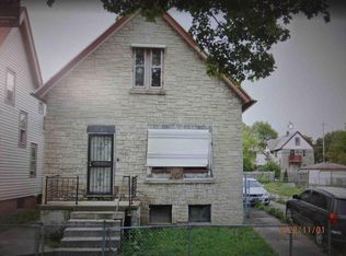 2549 N 21st St, Milwaukee, WI 53206