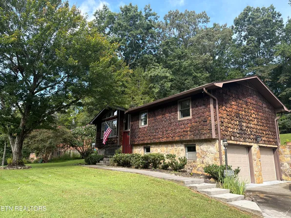 1015 Buckthorn Dr, Knoxville, TN 37912
