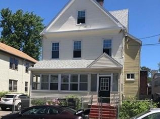 55 Blossom St, Chelsea, MA 02150