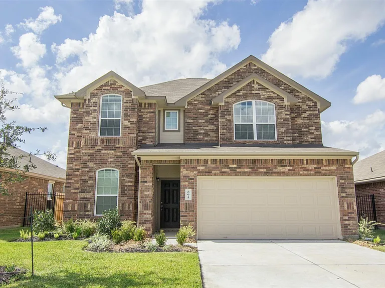 29614 Clover Shore Dr — Photo 1
