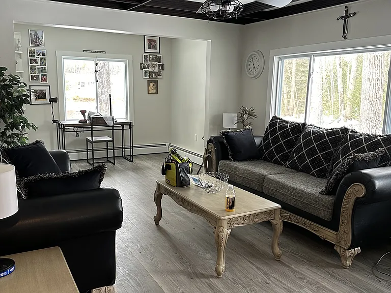 118 Town Farm Rd — Photo 2