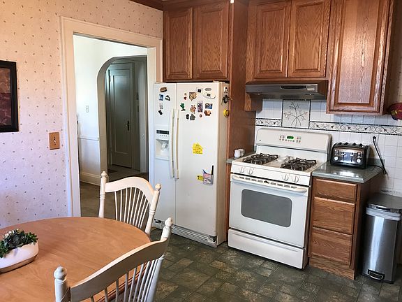 2nd image of 8226 235th St