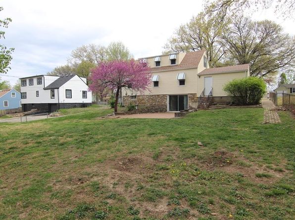 3020 S 8th Ter, Kansas City, KS 66103