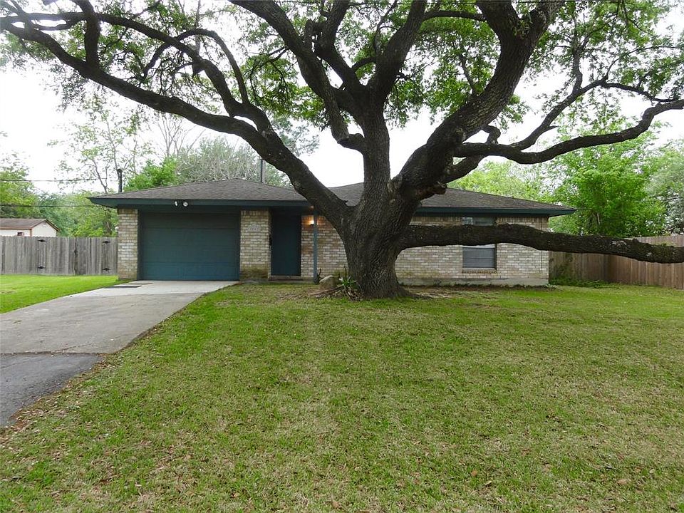 1st image of 2002 N Galveston Ave