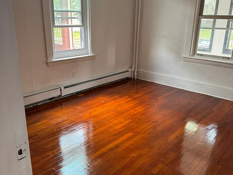 22 Rockwell Ave #1 — Photo 8