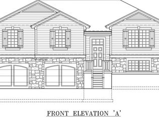 1401 SW 9th Ter, Oak Grove, MO 64075