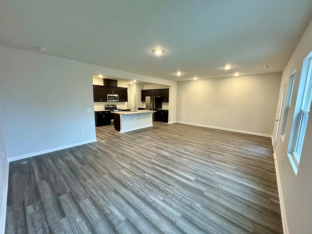 5004 Fir Tree Ln — Photo 4