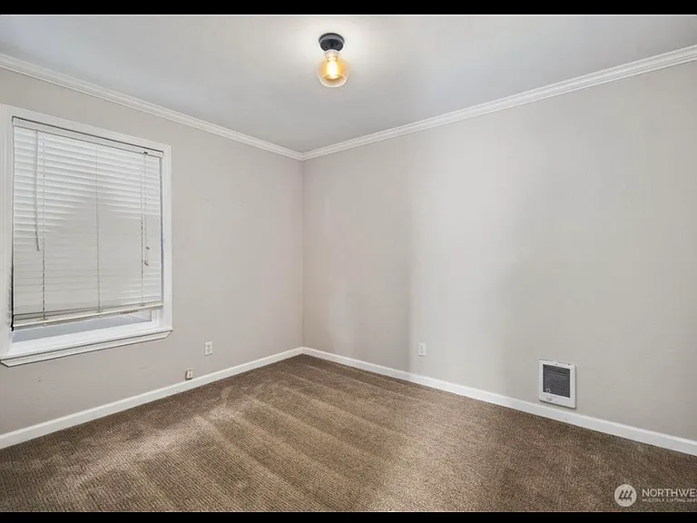 1113 Kirkland Ave — Photo 8