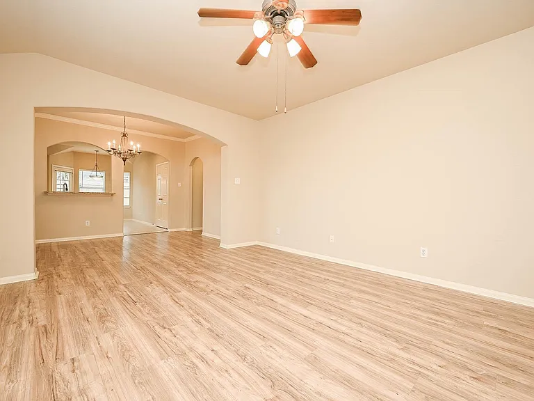 18518 Shadow Line Ct — Photo 9