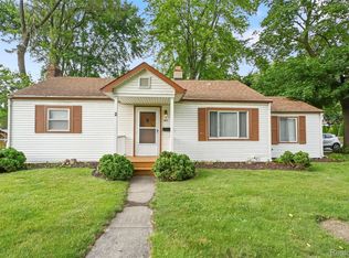 507 Main St, Fenton, MI 48430