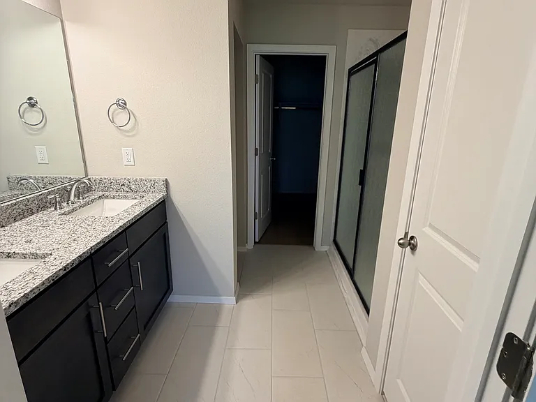 3900 W Laredo St — Photo 14