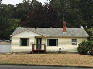 4896 W Amazon Dr, Eugene, OR 97405