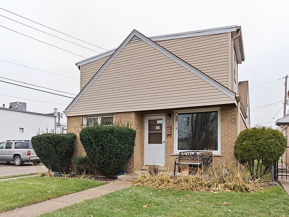 2nd image of 136 Granville Ave