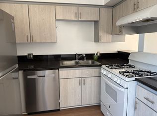 3228 Honolulu Ave., La Crescenta, CA 91214