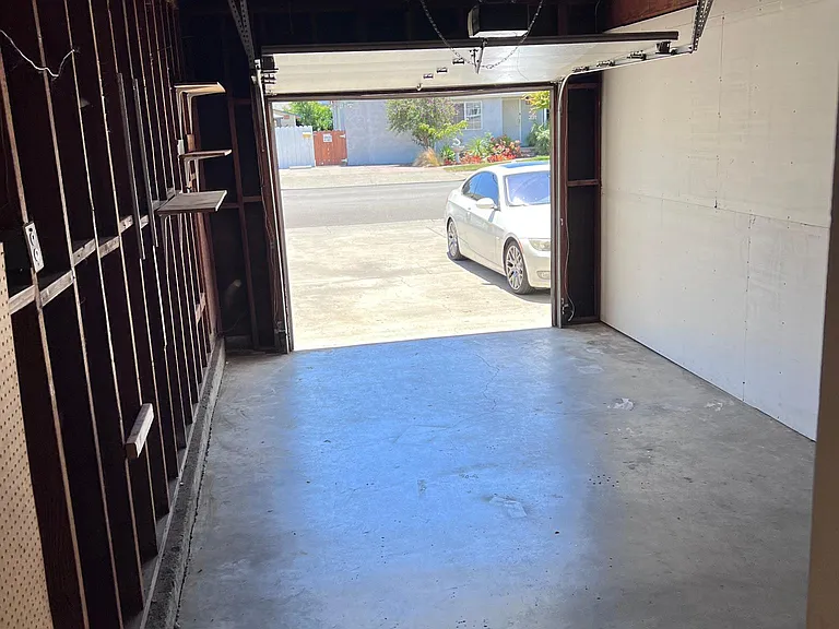 473 W Sunset Blvd — Photo 23