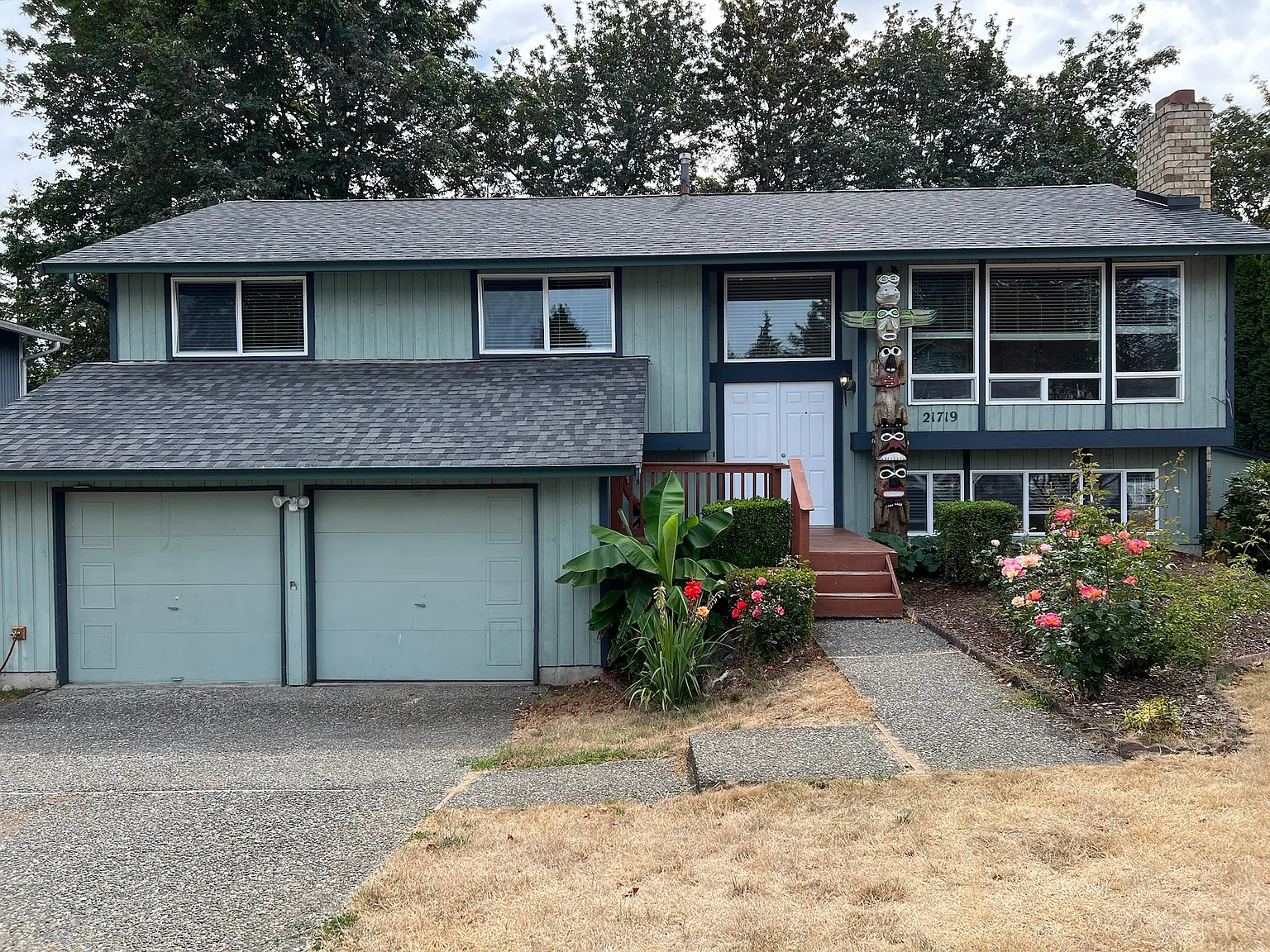4 bed, 2150 sqft, $3,400 — Photo 1
