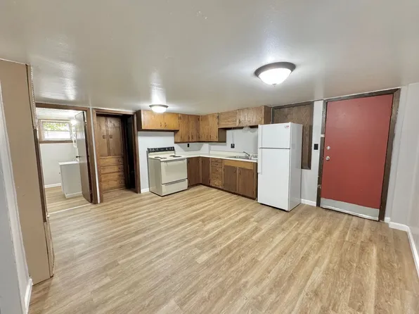 1111 Eighth, 1111 8th Ave #1/2, Dodge City, KS 67801