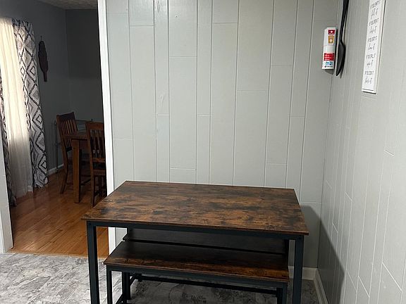Eat in area for kitchen