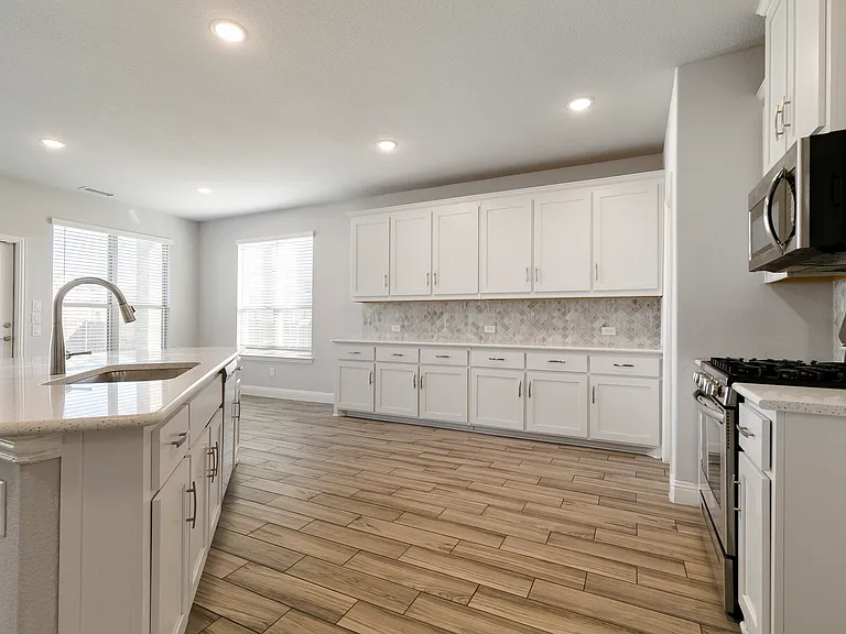 1113 Granger Dr — Photo 10