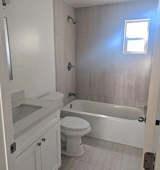 3825 Sedgwick Ave — Photo 7