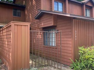 5741 SW 10th Pl, Gainesville, FL 32607