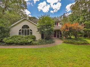 185 Majestic Dr, Saylorsburg, PA 18353