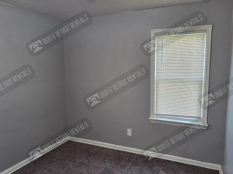 9245 Archdale St — Photo 7