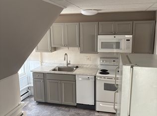 208 Fayette St APT 3, Conshohocken, PA 19428
