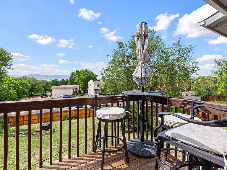 4303 Eastcrest Cir W — Photo 19