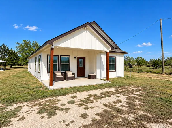 11124 Boren Rd, Wortham, TX 76693