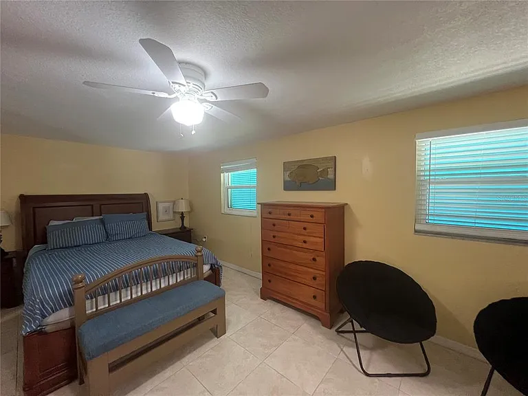 650 Hartford Dr NW — Photo 17